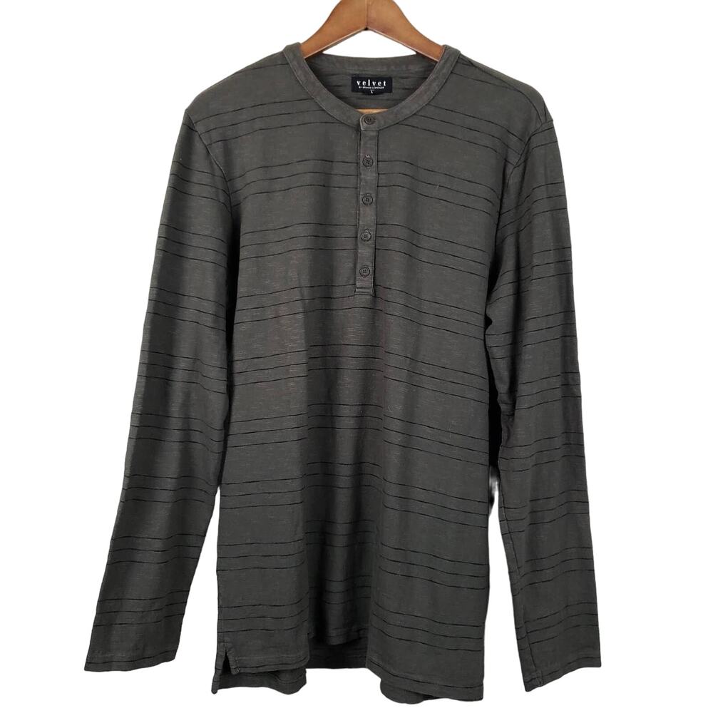 Velvet by Graham & Spencer Pullover Half Button - L